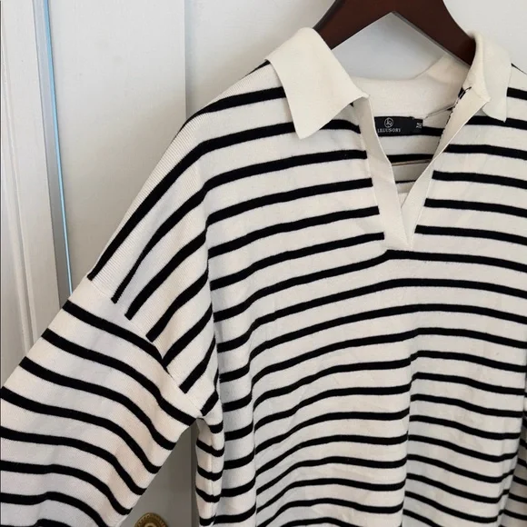 Amazon Black and White Striped Jumpsuit - Picture 3 of 13